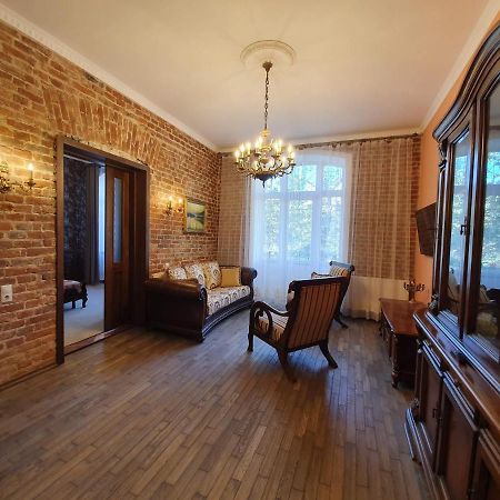 Апартаменти У Шевальє. Leópolis Exterior foto