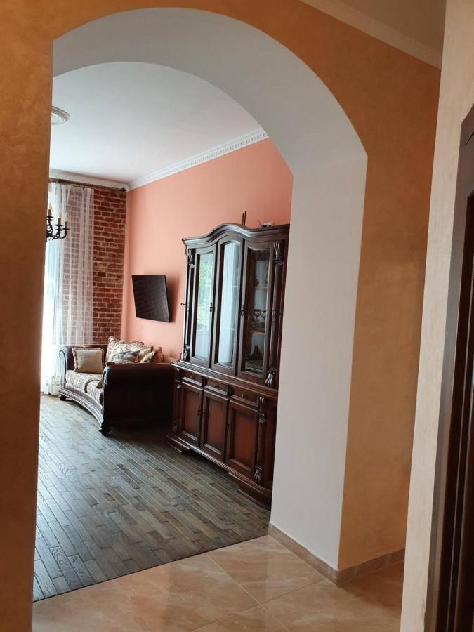 Апартаменти У Шевальє. Leópolis Exterior foto