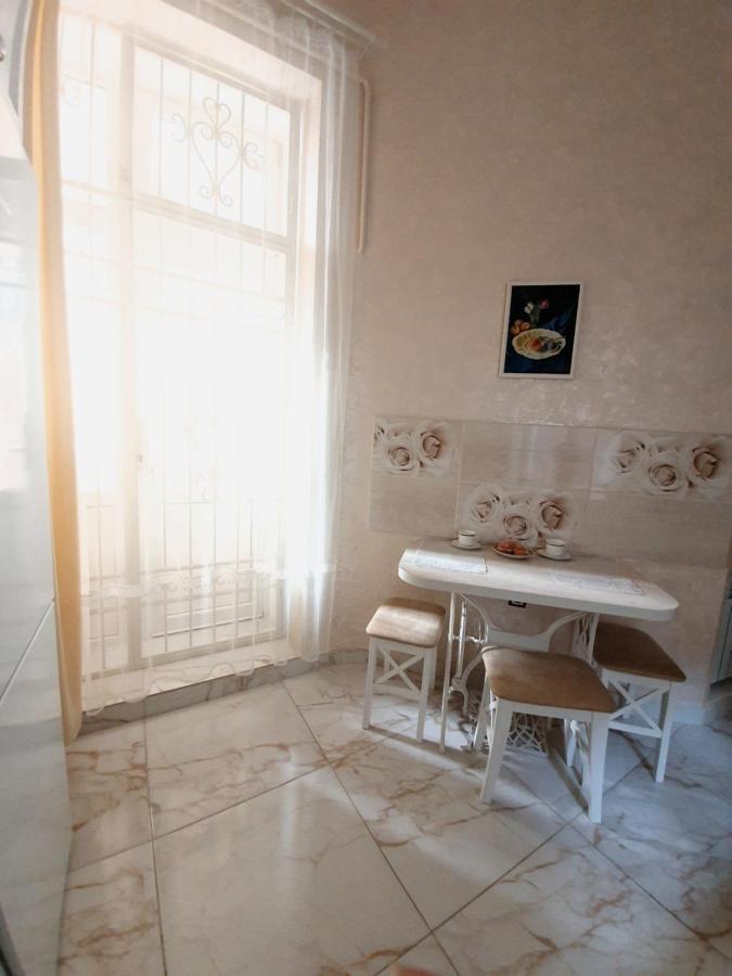 Апартаменти У Шевальє. Leópolis Exterior foto