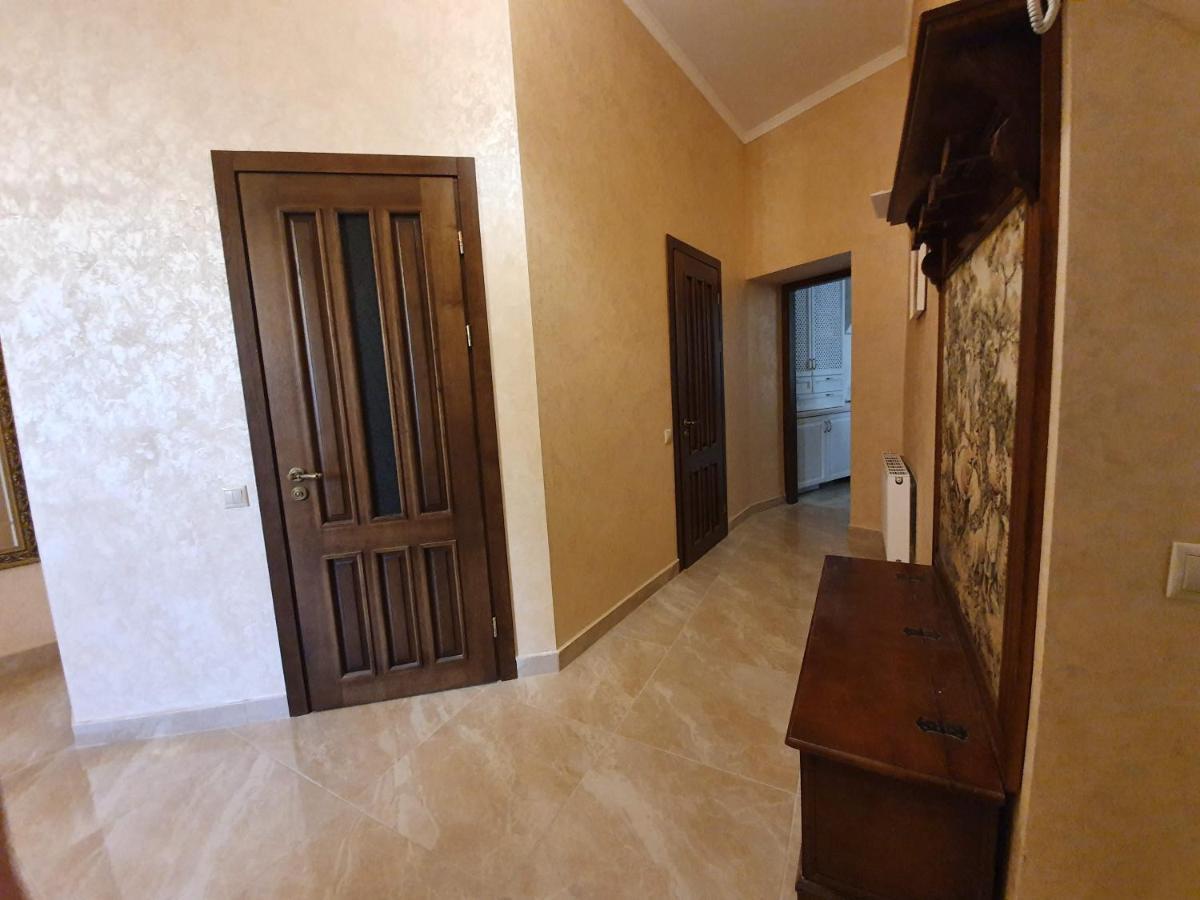 Апартаменти У Шевальє. Leópolis Exterior foto