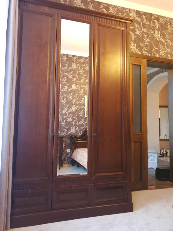 Апартаменти У Шевальє. Leópolis Exterior foto